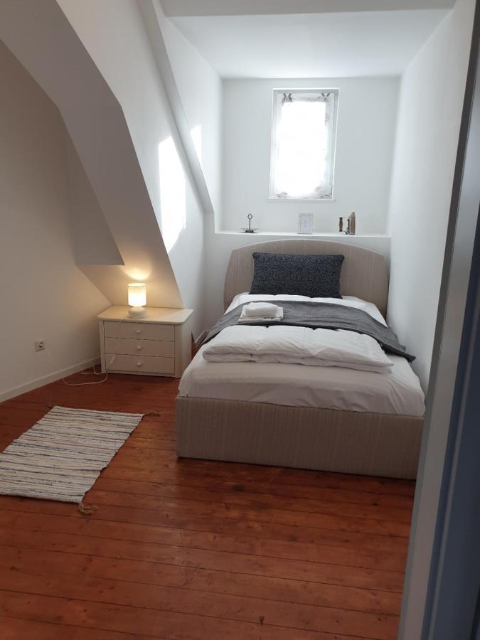 Nilos Apartment Diez Buitenkant foto